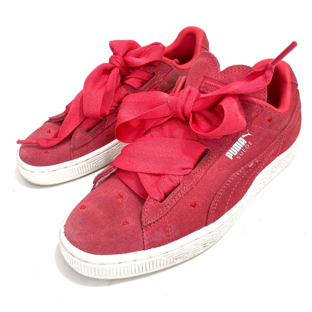 PUMA Suede Heart Valentine Pink Sneakers Kids 365135-01 Size 4.5 C